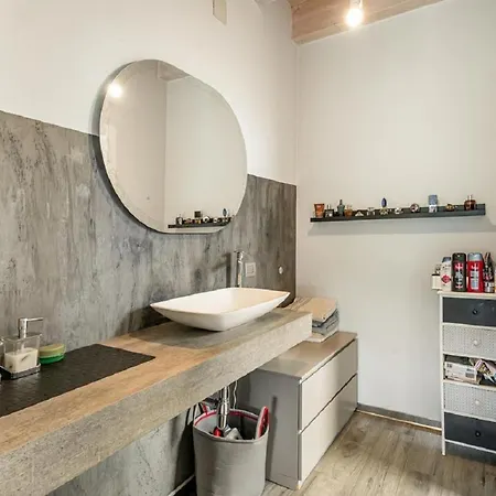 Moderna E Stupenda Di Recente Costruzione Con Grande Giardino Privato A * تْشيرنوبيو