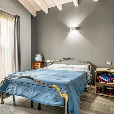 Moderna E Stupenda Di Recente Costruzione Con Grande Giardino Privato A * تْشيرنوبيو
