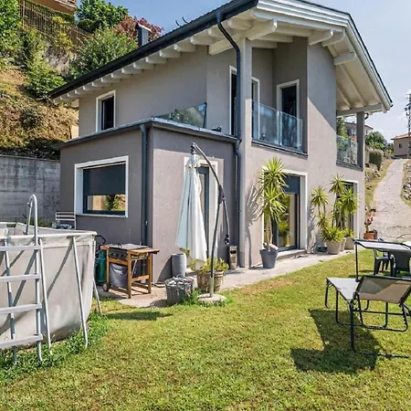 Сasa de vacaciones Moderna E Stupenda Di Recente Costruzione Con Grande Giardino Privato A Cernobbio